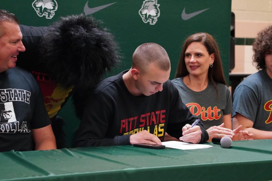 Foster Penhall signed on to run track for Pitt State University.