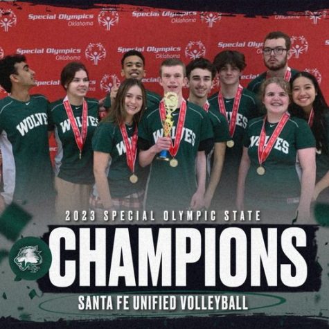 Santa Fe Unified Volleyball team. 