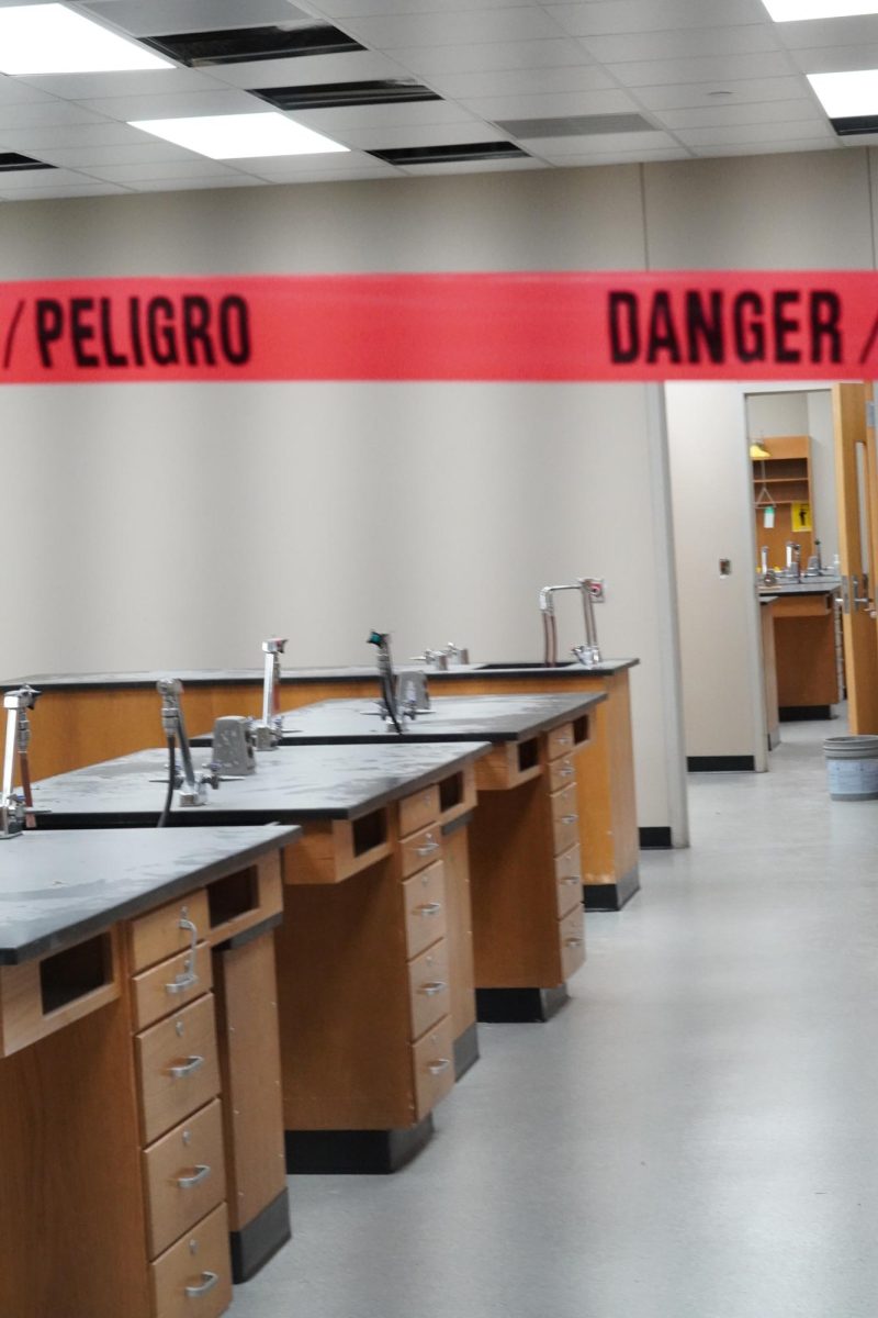 DANGER DANGER DANGER!!! Santa Fe’s Science wing under construction. They have gotten new lab tables, floors and brand new paint on the walls. 