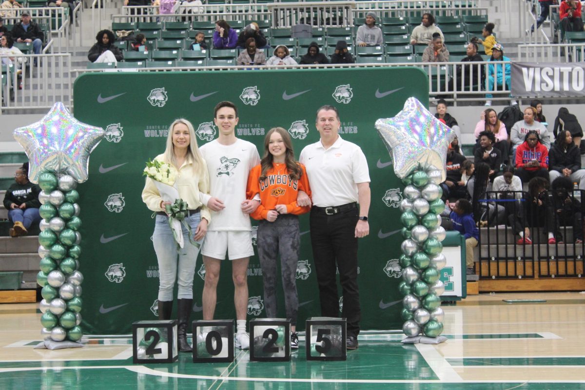 Alex Griffin with family.